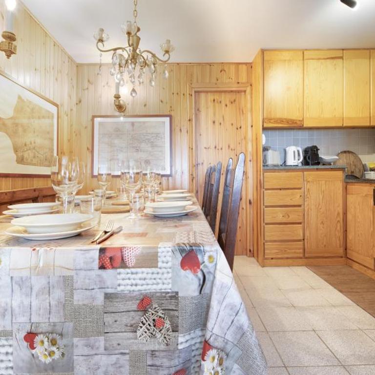 5' Bus to the Ski Slopes, Panoramic Chalet - Chalet Superior - 24
