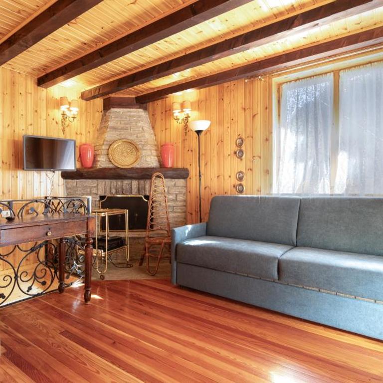 5' Bus to the Ski Slopes, Panoramic Chalet - Chalet Superior - 21