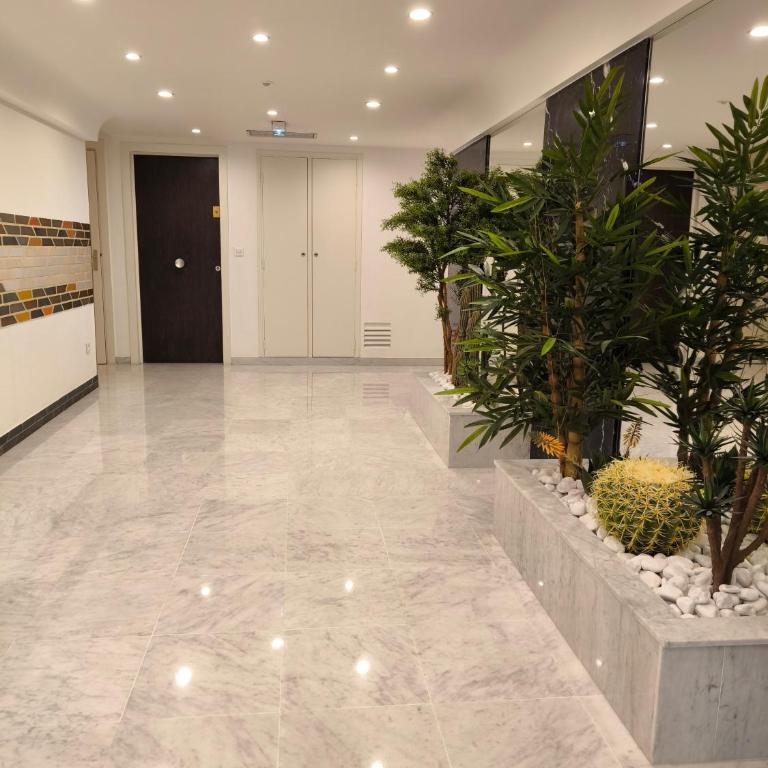 SELI 2 pièces CLIMATISÉ CLASSÉ 52 M2 terrasse 20m2 PLAGES PISCINE ANTIBES avec PARKING PRIVATIF - One-Bedroom Apartment - 39
