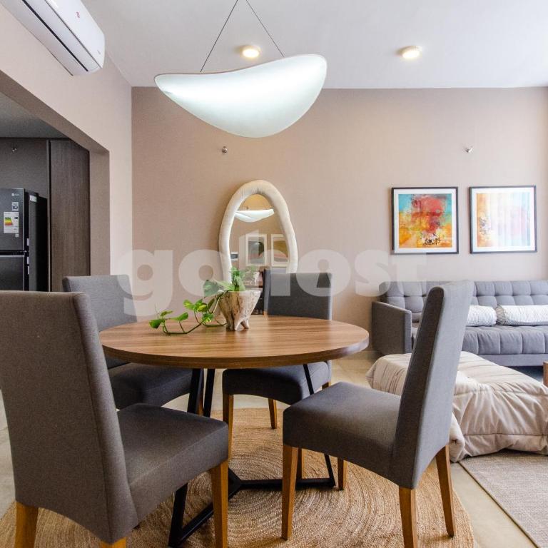 Elegant apartment 600 m from Shopping del Sol - Apartment - 8