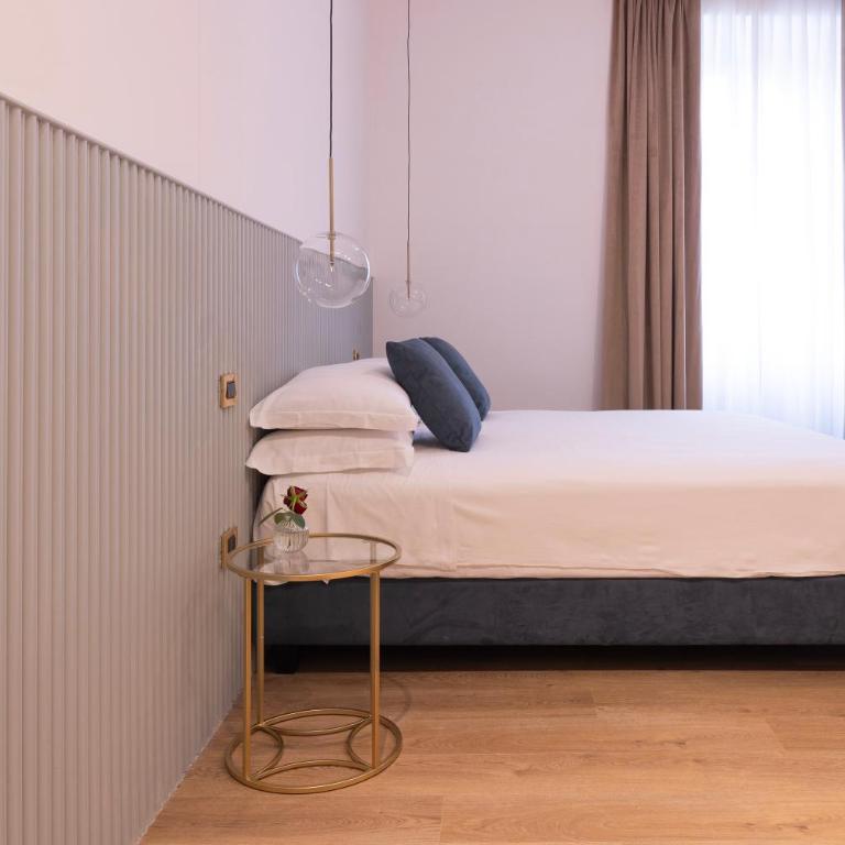 Tiburtina 86 Luxury Suites - Camera King Deluxe - 3
