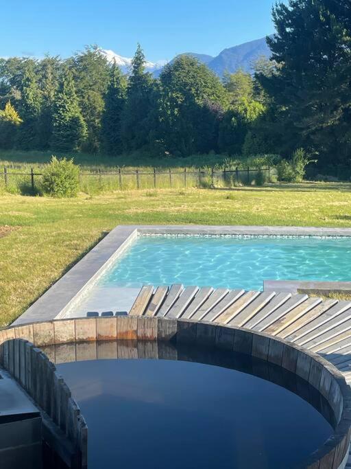 Hermoso alojamiento en el lago con piscina y playa en Panguipulli - Casa de 6 dormitorios - 53