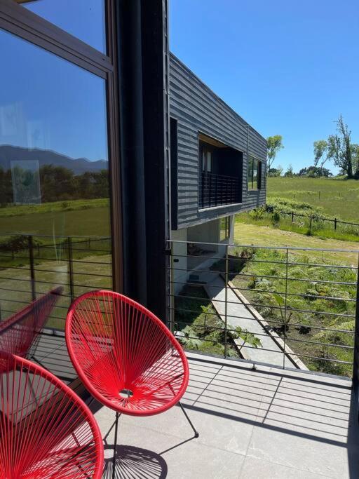 Hermoso alojamiento en el lago con piscina y playa en Panguipulli - Casa de 6 dormitorios - 76