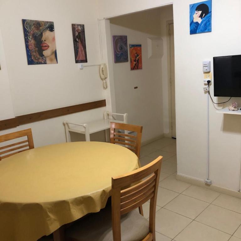 Departamento céntrico con vista al mar, Mar del Plata - Two-Bedroom Apartment - 4