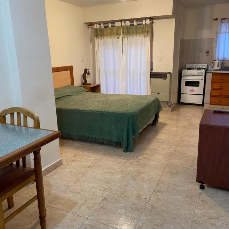 Tony Center IV - Double Room with Balcony - 4