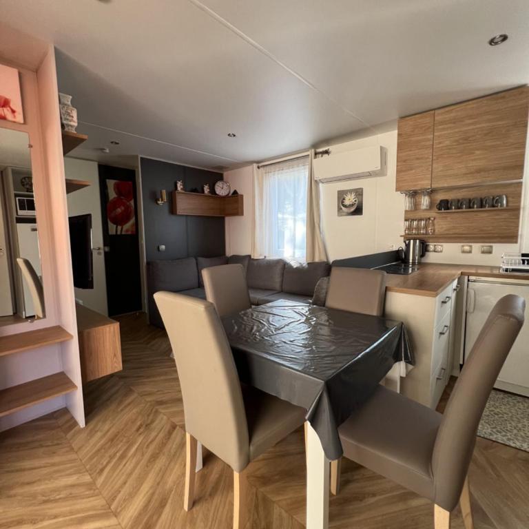 Camping Del Mar 260, Mobile Home Excellence, 3 chambres, 6 personnes, bord de mer - Mobile Home - 8