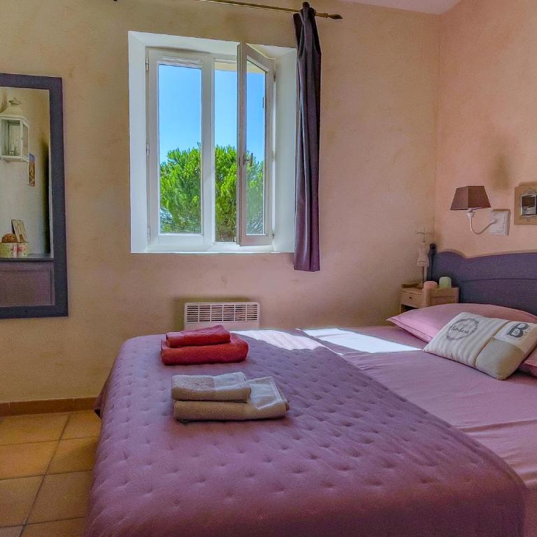 Bastidon à Gordes avec piscine - Appartement 2 Chambres - 5
