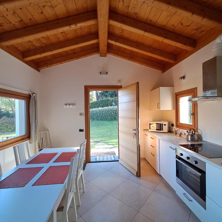 Villa Primula - Appartamento con Vasca Idromassaggio e Vista Lago - 74