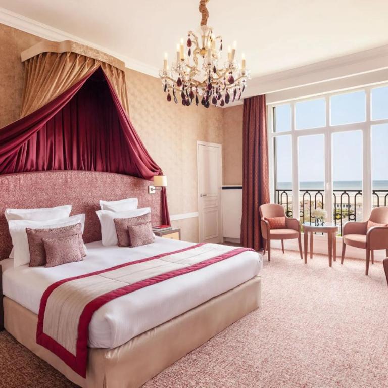 Hôtel Barrière Le Royal Deauville - Chambre Prestige - Vue sur Mer - 4