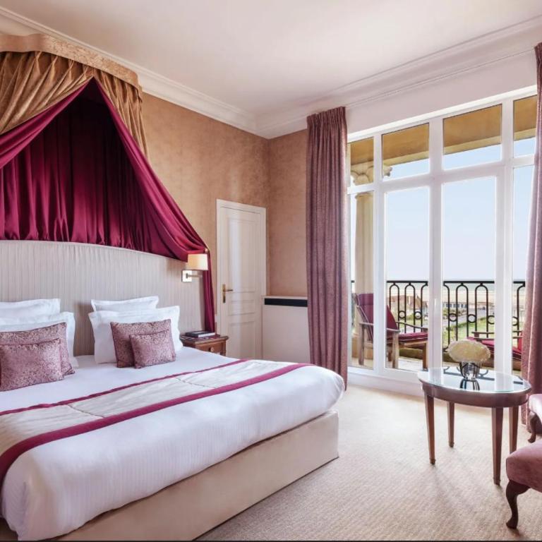Hôtel Barrière Le Royal Deauville - Chambre Deluxe avec Terrasse - Vue sur Mer - 1