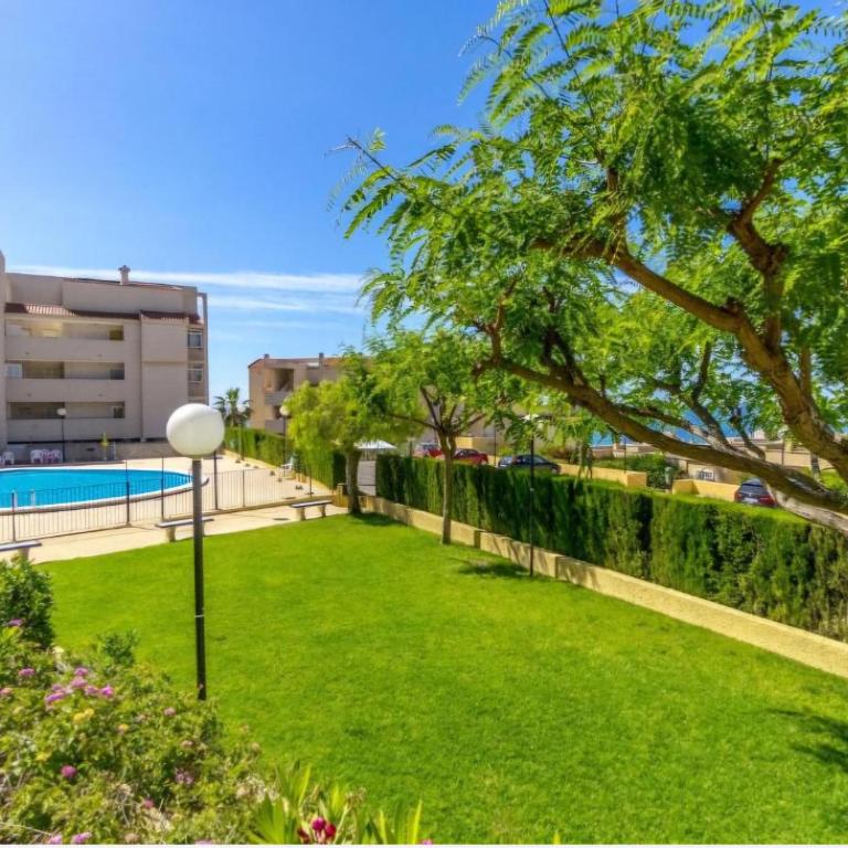 Precioso apartamento en Santa Pola - Apartamento de 2 dormitorios - 2