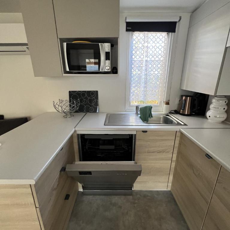 Camping Del Mar 264, Mobile Home Excellence, 3 chambres, 6 personnes, 2 Salles de Bain, bord de mer - Mobile Home - 6