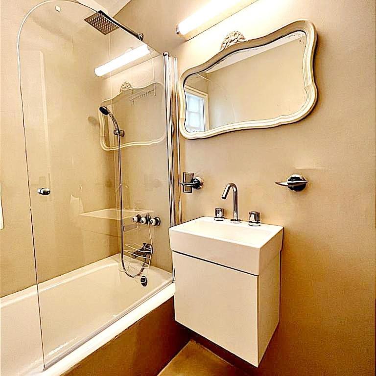 Esmeralda y Libertador - Three-Bedroom Apartment - 7