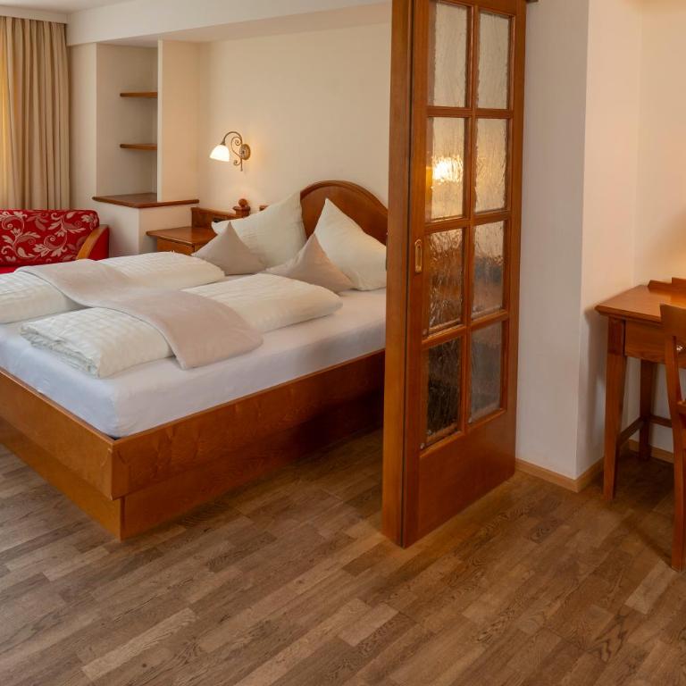 Natur & Familienhotel Der Stieglerhof - Deluxe Doppelzimmer mit Balkon - 5