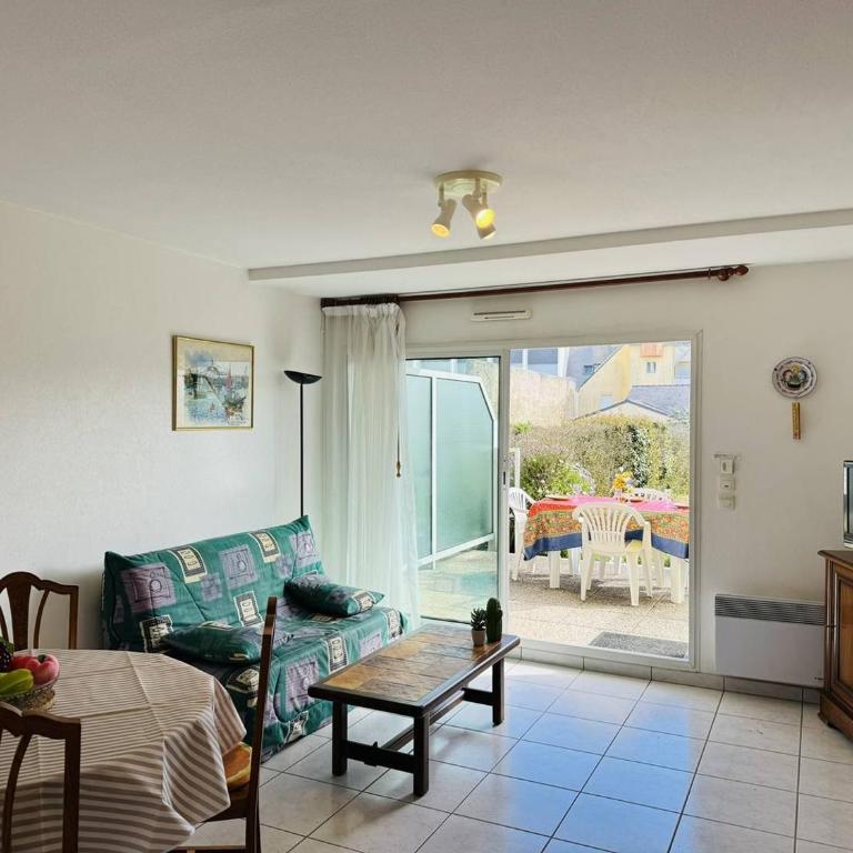Appartement centre ville, au calme, jardin. - One-Bedroom Apartment - 1