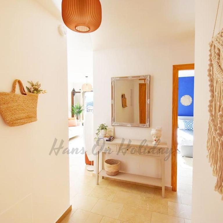 Piso Amaranta, Frigiliana Modern 2 bedroom, 2 bathroom Apartment with Air conditioning and Pool HansOnHoliday Rentals - Apartamento de 2 dormitorios - 15
