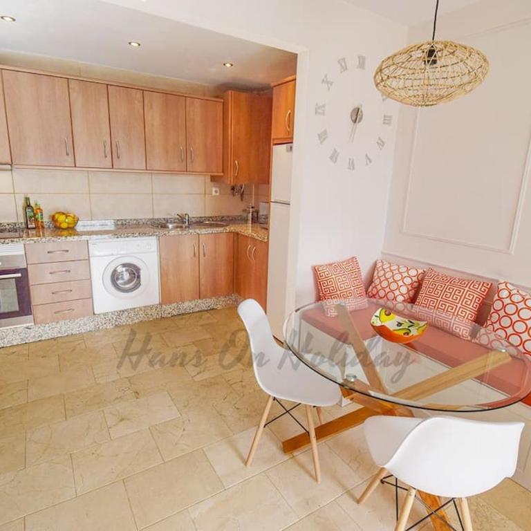 Piso Amaranta, Frigiliana Modern 2 bedroom, 2 bathroom Apartment with Air conditioning and Pool HansOnHoliday Rentals - Apartamento de 2 dormitorios - 16