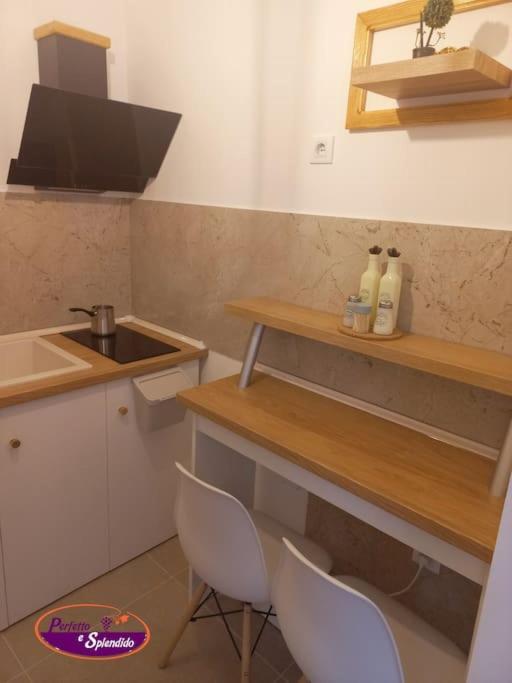 Perfetto e Splendido! - One-Bedroom Apartment - 22