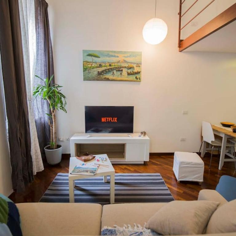 NapoliStayIn Central Flat in Naples - Appartamento con 1 Camera da Letto con Balcone e Vista Città - 36