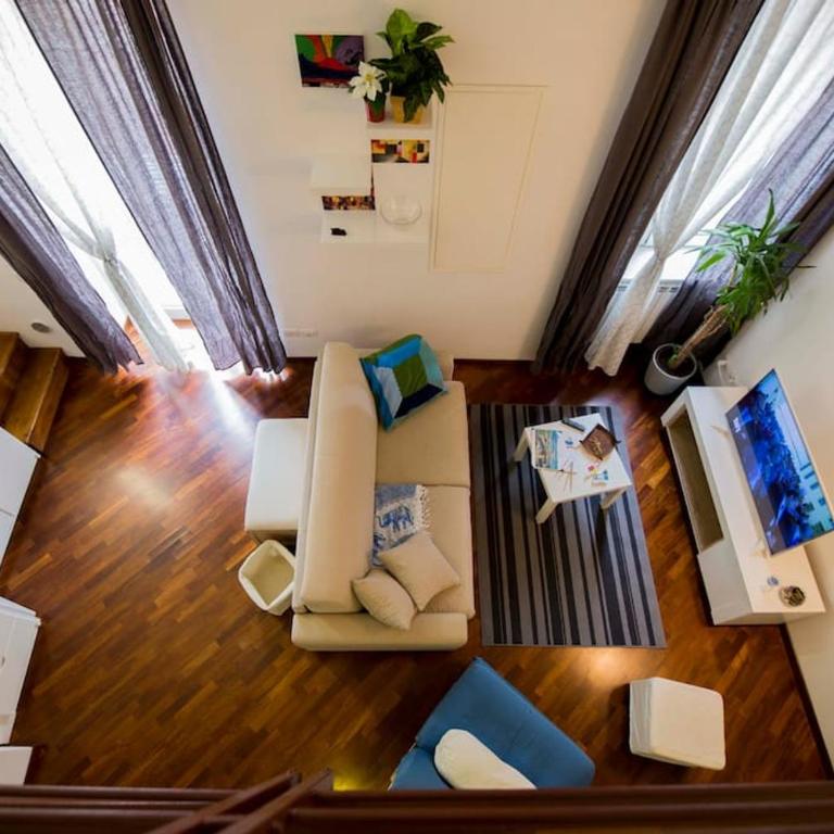 NapoliStayIn Central Flat in Naples - Appartamento con 1 Camera da Letto con Balcone e Vista Città - 13