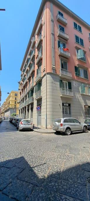 NapoliStayIn Central Flat in Naples - Appartamento con 1 Camera da Letto con Balcone e Vista Città - 6