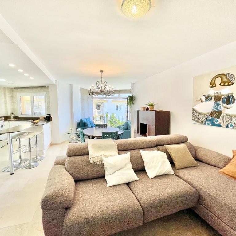 Marbella del Mar Seafront III - EaW Homes - Apartamento de 2 dormitorios con terraza y vistas al mar - 13