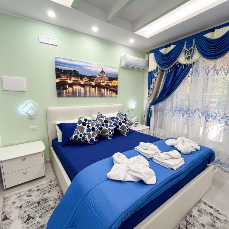La Dolce Casa - Small Double Room - 5