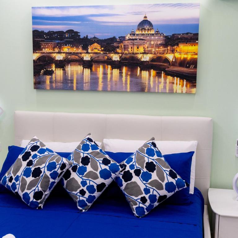 La Dolce Casa - Small Double Room - 9