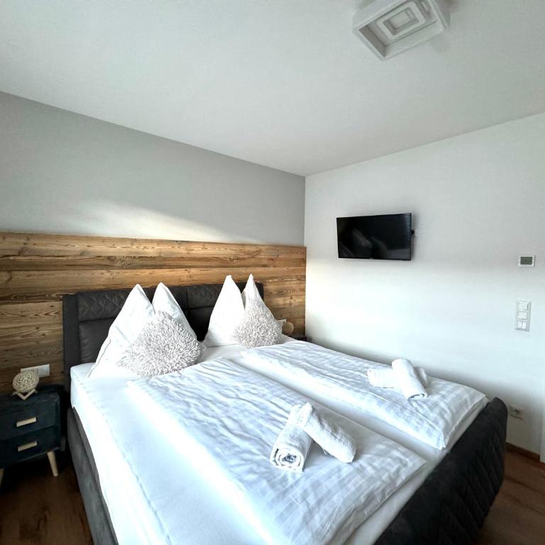 Alpin Apartments - Deluxe Apartment - 9