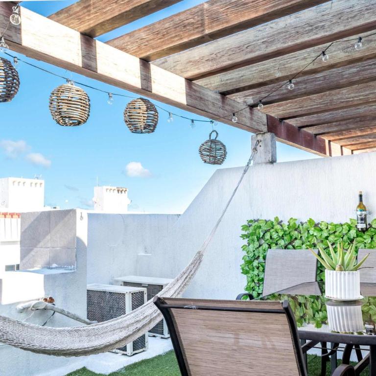 Playa House 3 Bedrooms Pool and More - Apartment - 1
