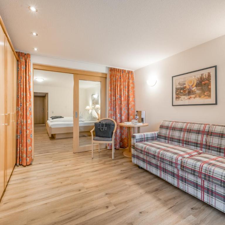 Alpenhotel Zimba - Camera Familiare con Balcone - 4