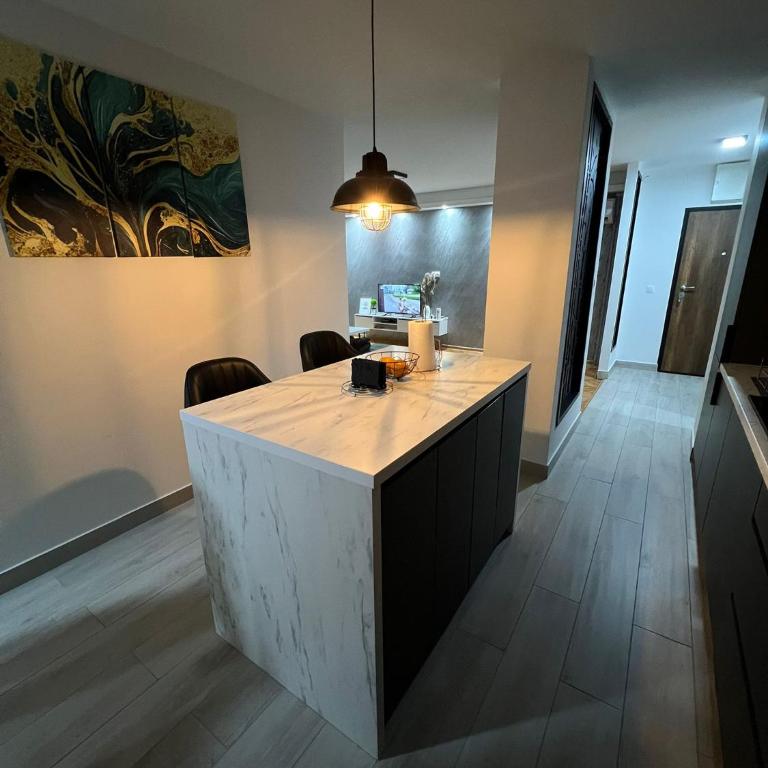 Apartment White Hill - Two-Bedroom Apartment - 15