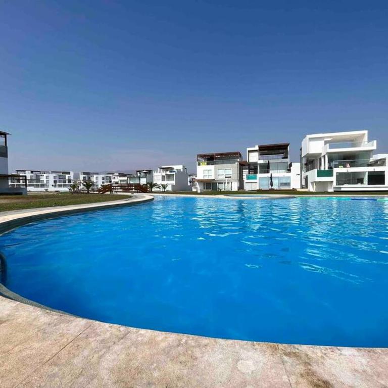 Casa de Playa muy cerca al mar, piscina exclusiva! - Five-Bedroom House - 25
