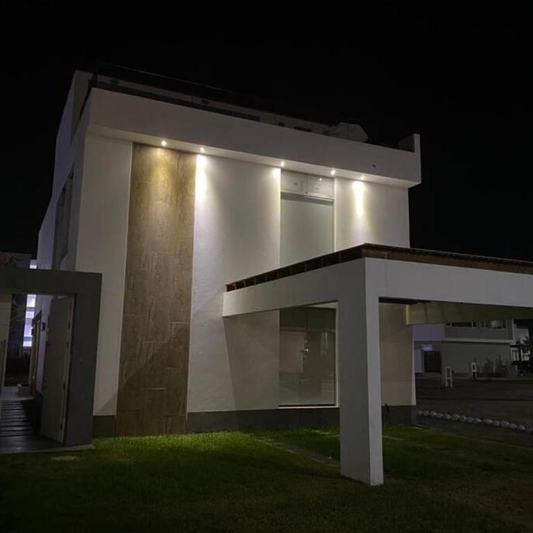 Casa de Playa muy cerca al mar, piscina exclusiva! - Five-Bedroom House - 33