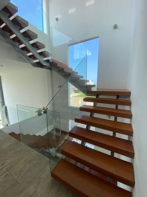 Casa de Playa muy cerca al mar, piscina exclusiva! - Five-Bedroom House - 35