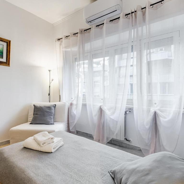 DAMA PROPERTY - Trastevere Homestay - Camera Quadrupla con Bagno Privato Esterno - 6