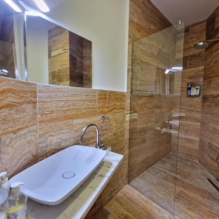 Casa Oliva Villas with Private Heated Pools and Guest Apartments-No Pool Access - Two-Bedroom Villa - 11