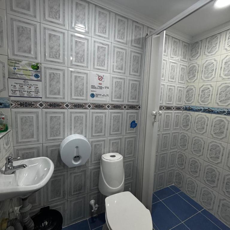 Casa Hotel Manco Mora - Habitación Doble - 14