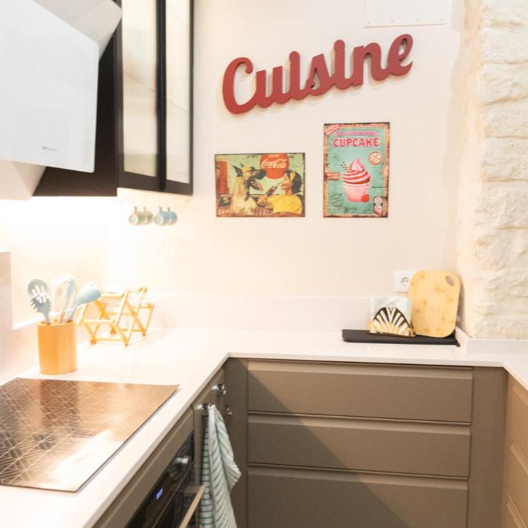 La casa de las flores - One-Bedroom Apartment with Terrace - 43