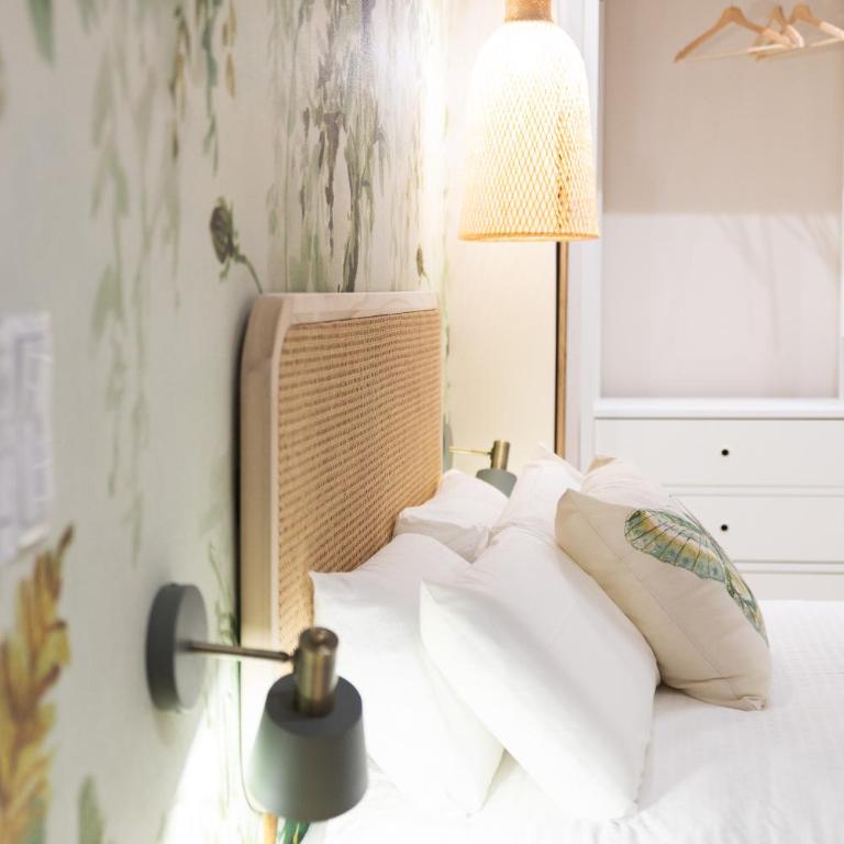 La casa de las flores - Two-Bedroom Apartment - 28