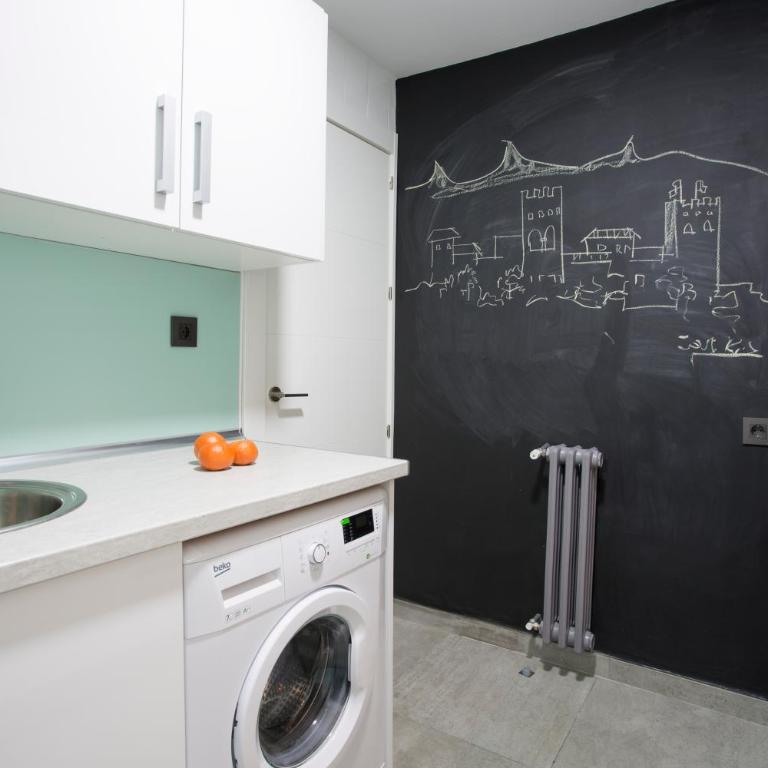 Granada Home Centro - Three-Bedroom Apartment (A) - 22