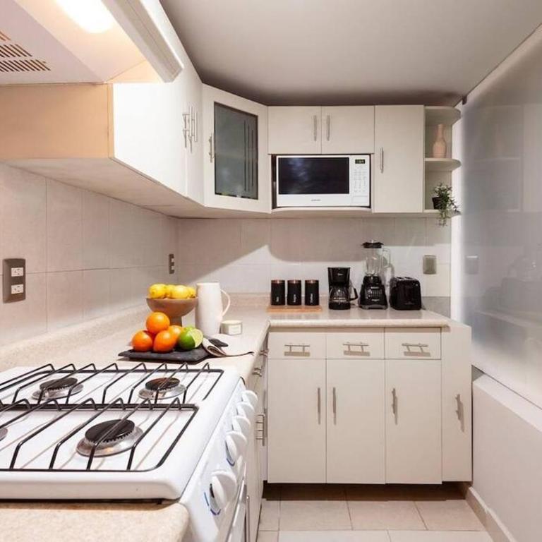 Cozy apt w balcony for a nice getaway in Polanco - One-Bedroom Apartment - 14