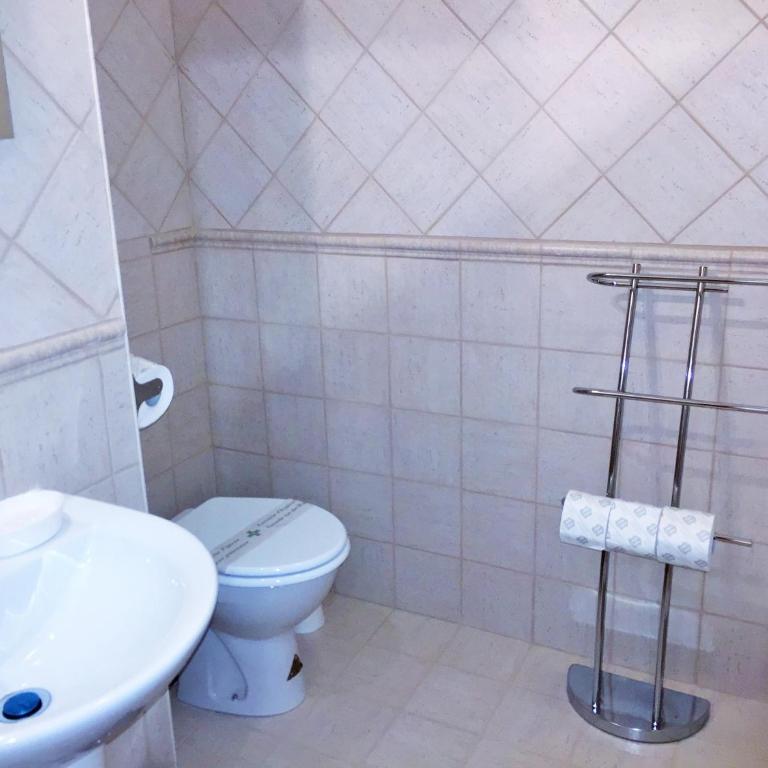 Domus al Parco Guest House - Camera Matrimoniale con Bagno - 11
