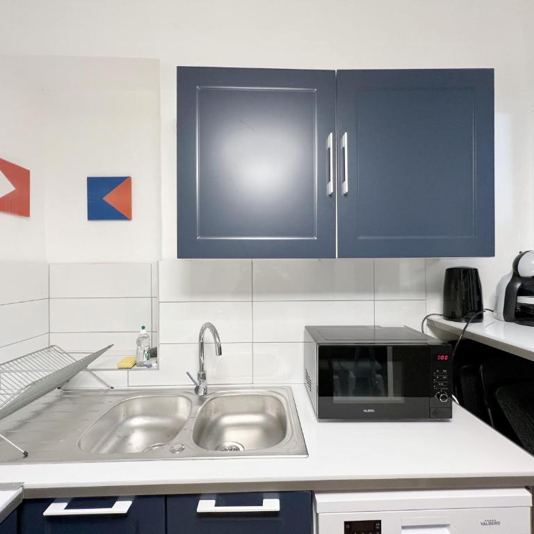 016 CHIC & COSY GRAND APPART MODERNE 65m2 HYPERCENTRE WIFI SMART TV NETFLIX - Appartement 3 Chambres - 17