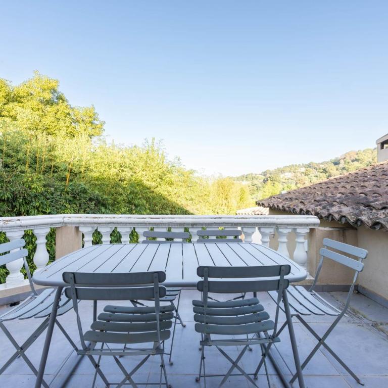 Superbe Villa 330m2 piscine & jacuzzi - Villa - 27