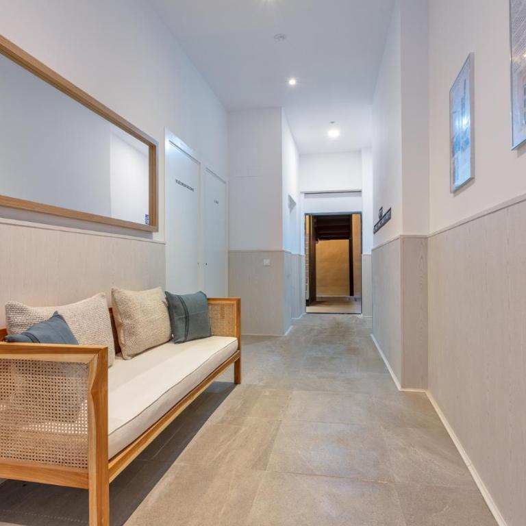 Espectacular ático con terraza - One-Bedroom Apartment - 11