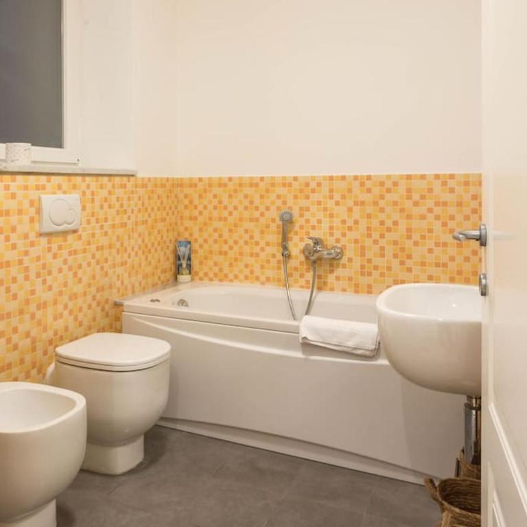 La Casa del Console - Appartamento con 2 Camere da Letto - 44