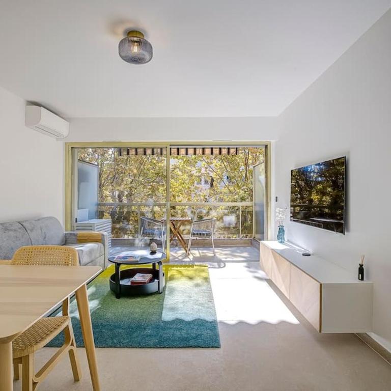 Beau 2 pièces Le Silvaplana 200m des plages - Apartment mit 1 Schlafzimmer - 2