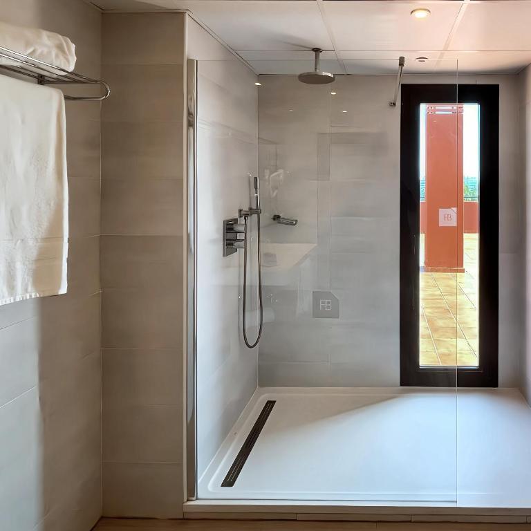 Fuengirola Beach Apartamentos Turísticos - Suite Deluxe - 8