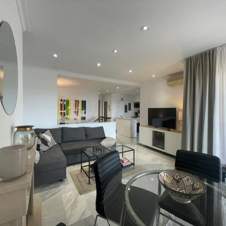 2-Bed Sea View Apt 10 mins from Puerto Banus - Apartamento - 1